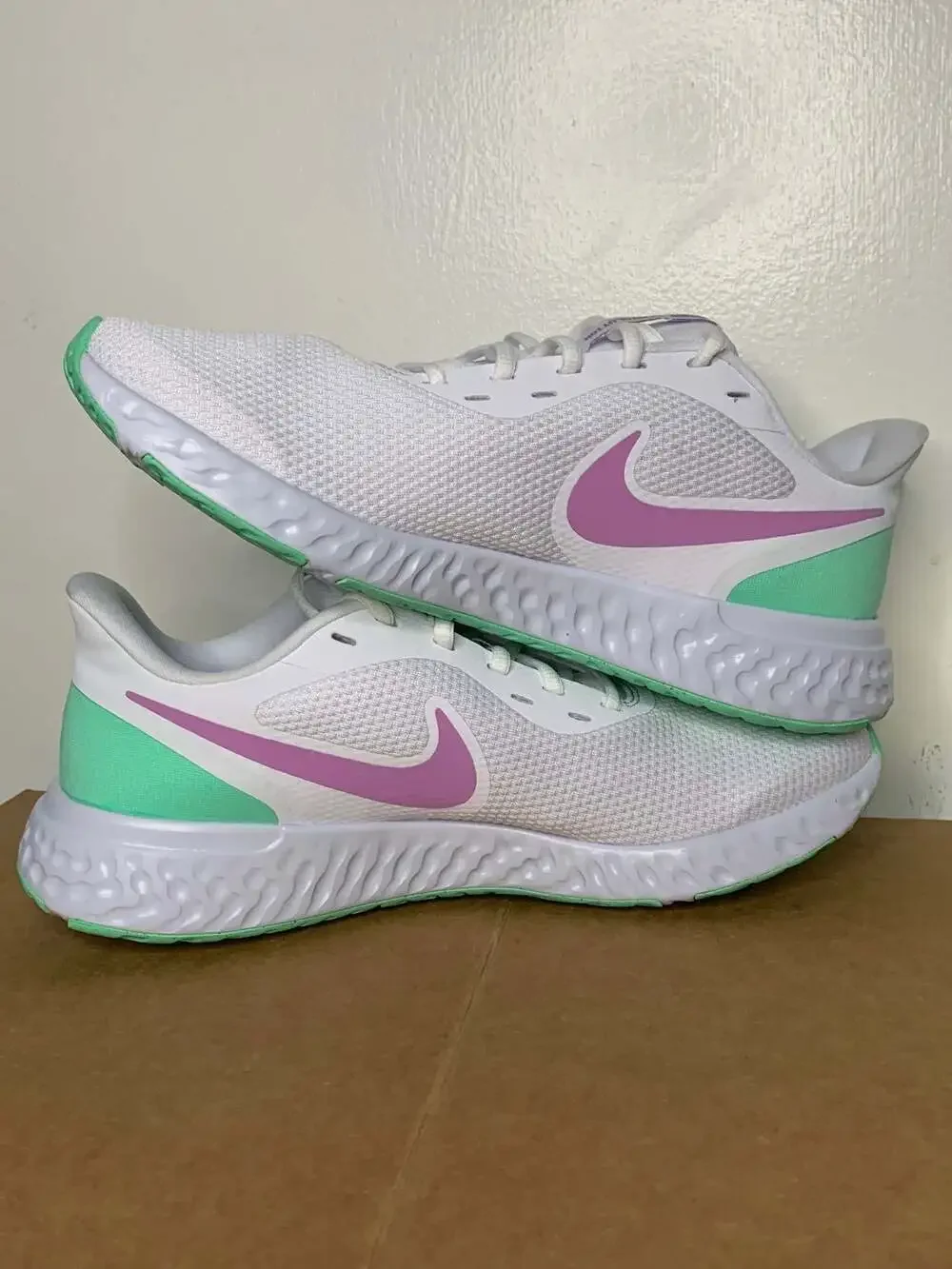 Women's Nike Revolution 5 White/Grey-Purple BQ3207-111, Size 10.5